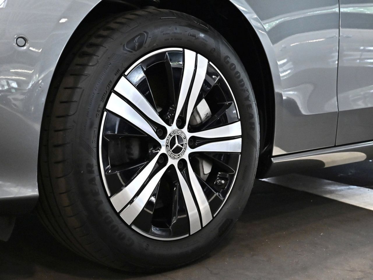 Mercedes-Benz C-Klasse – Bild 10