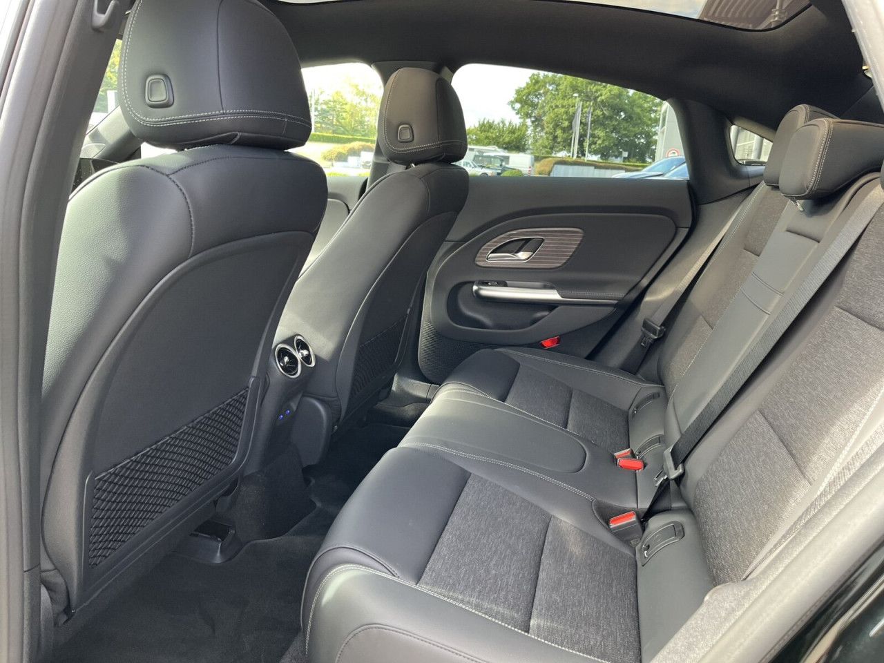 Fahrzeugbild 12 / 15