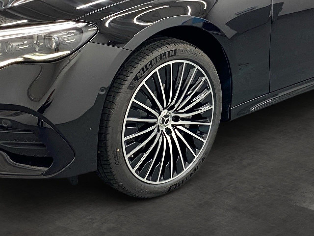 Mercedes-Benz E-Klasse – Bild 6