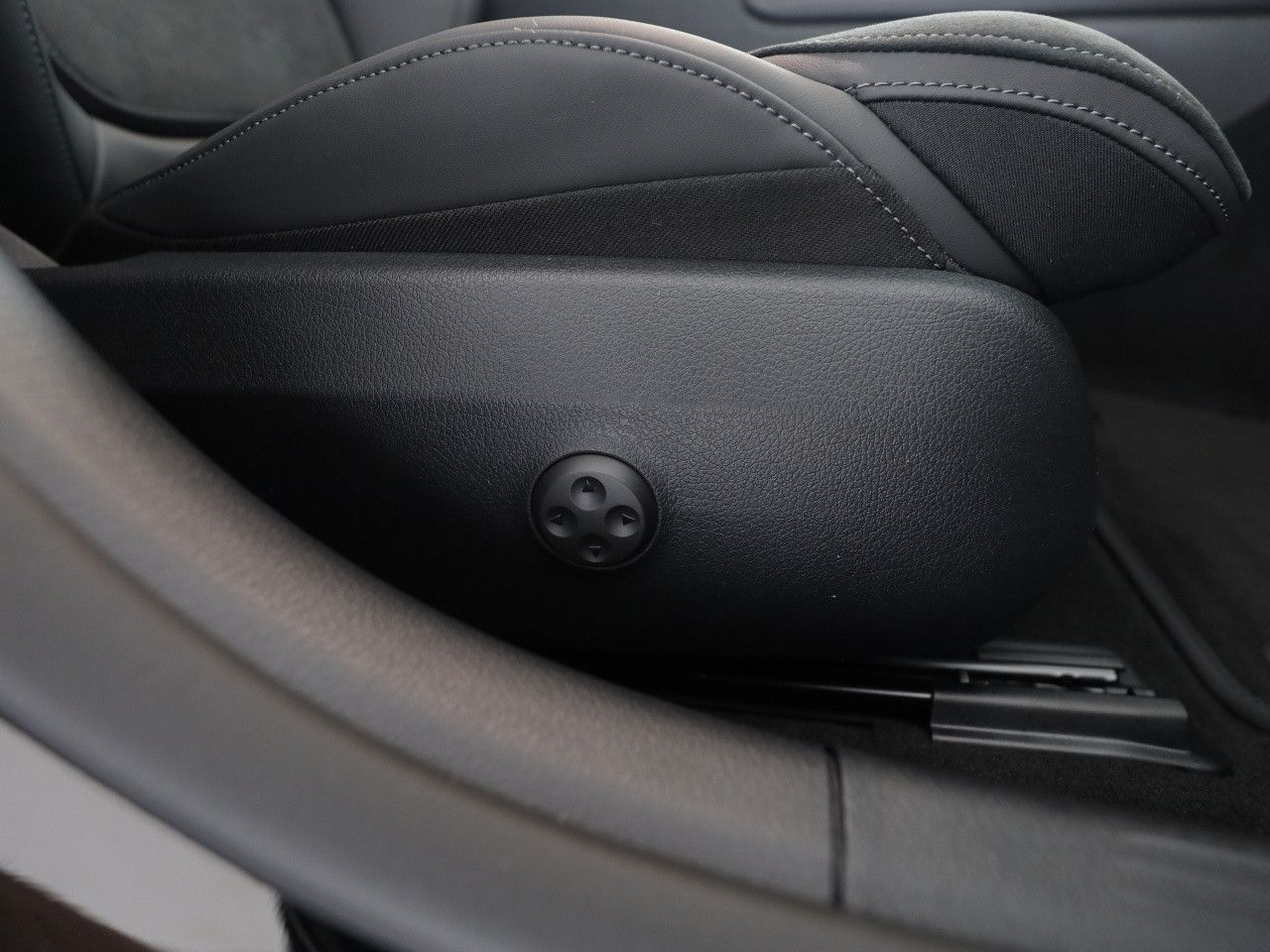 Mercedes-Benz C-Klasse – Bild 20