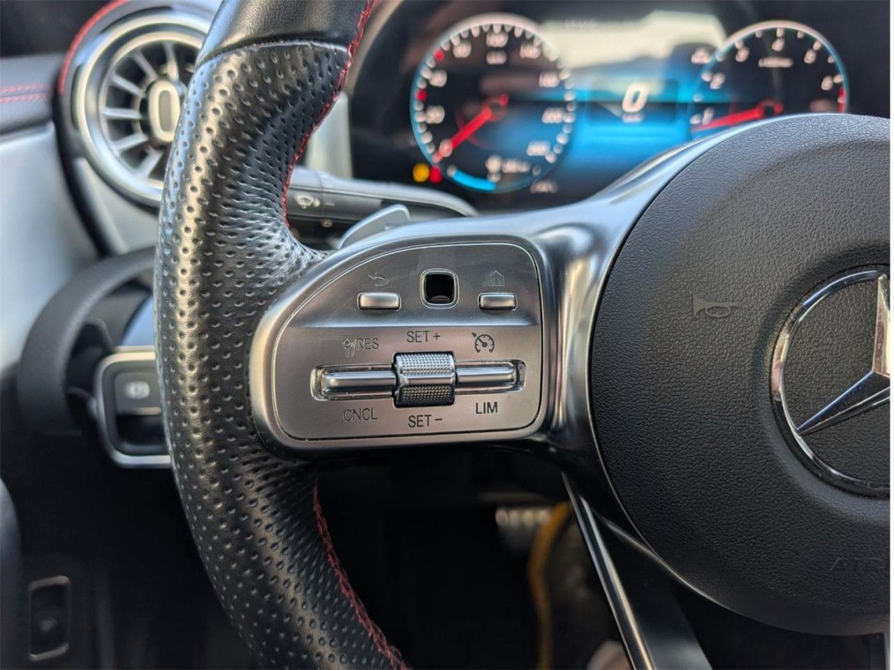 Fahrzeugbild 14 / 25