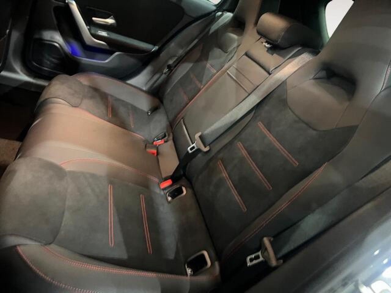 Imagem do veículo 9 / 15