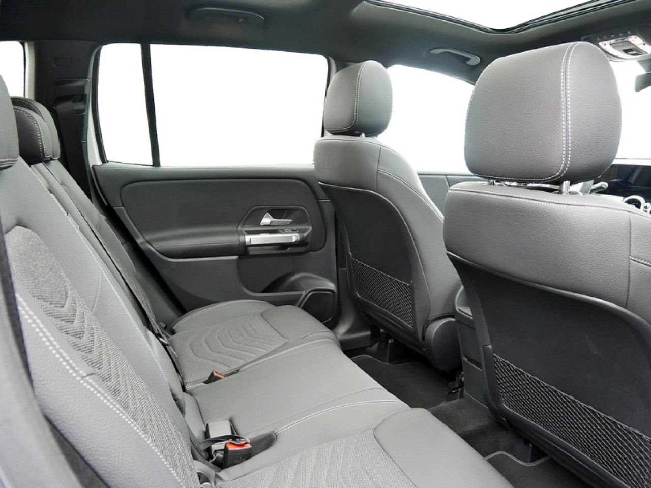 Mercedes-Benz GLB – Bild 6