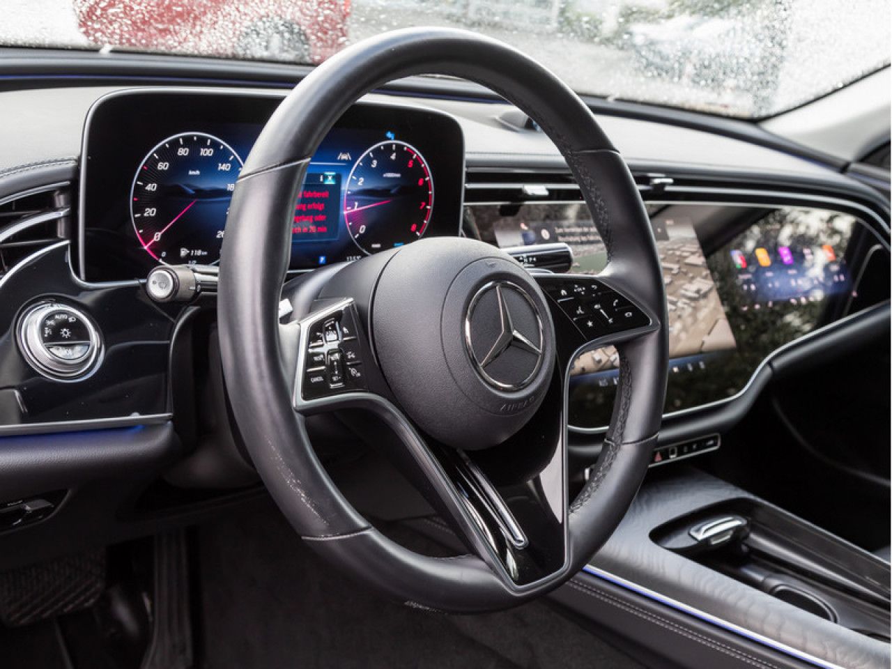 Mercedes-Benz E-Klasse – Bild 24