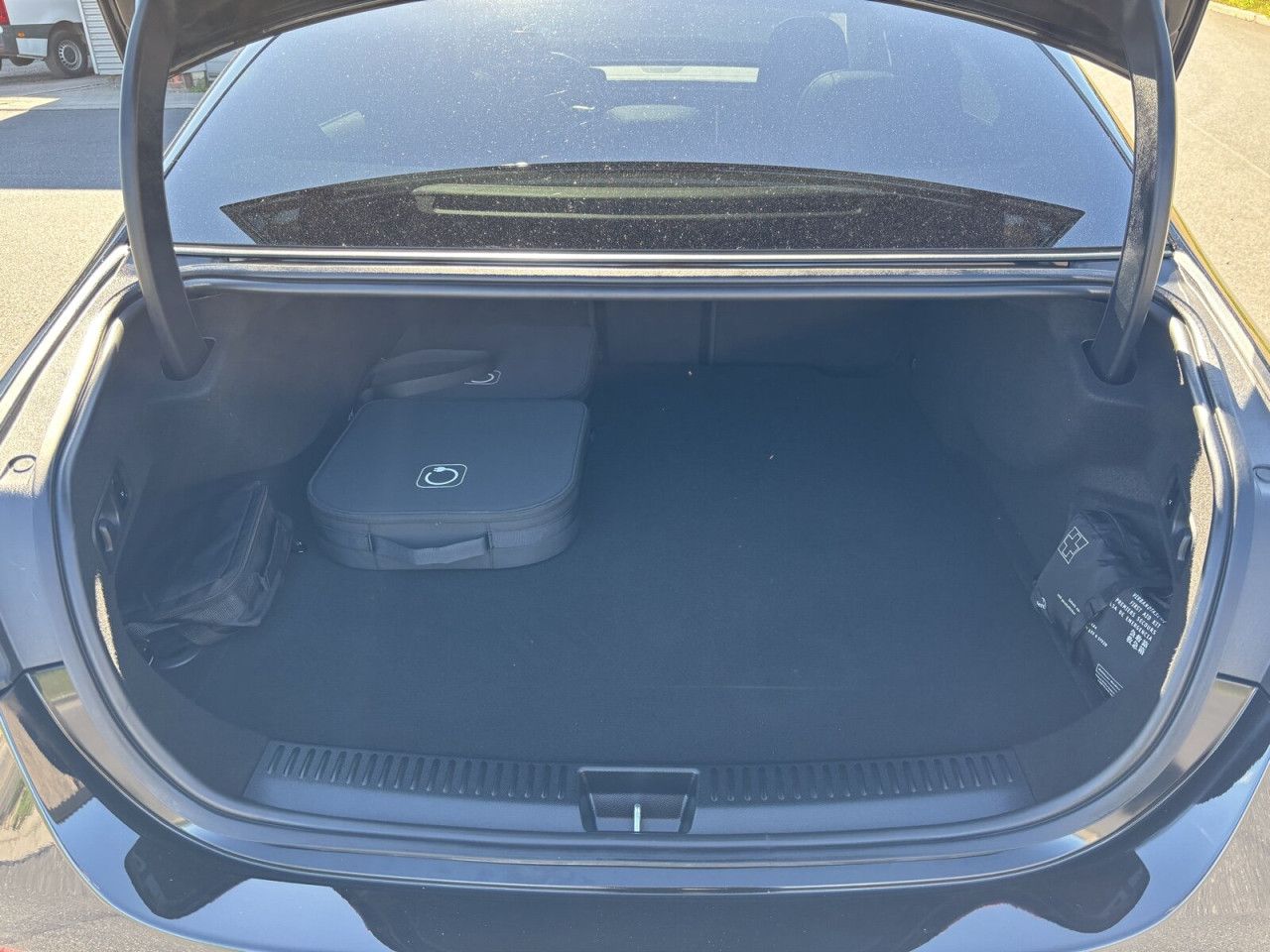 Mercedes-Benz E-Klasse – Bild 11