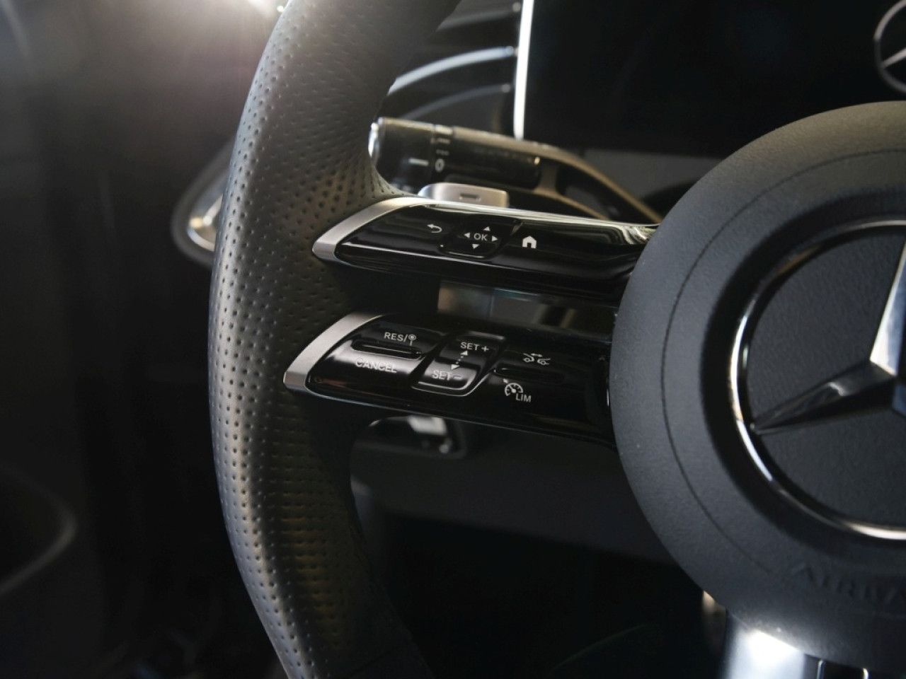 Mercedes-Benz E-Klasse – Bild 14