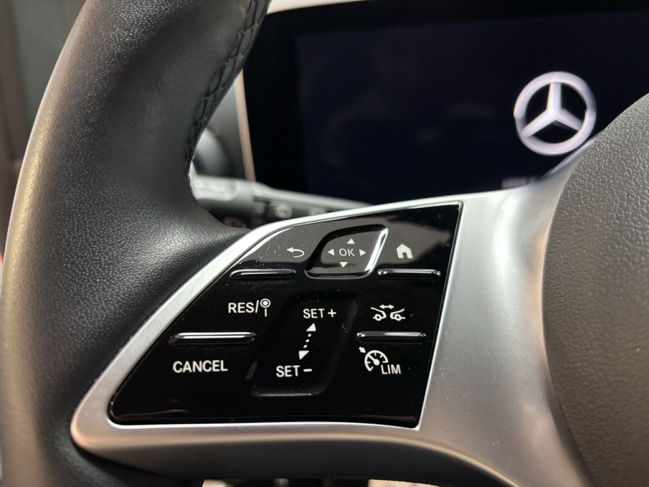 Fahrzeugbild 12 / 23