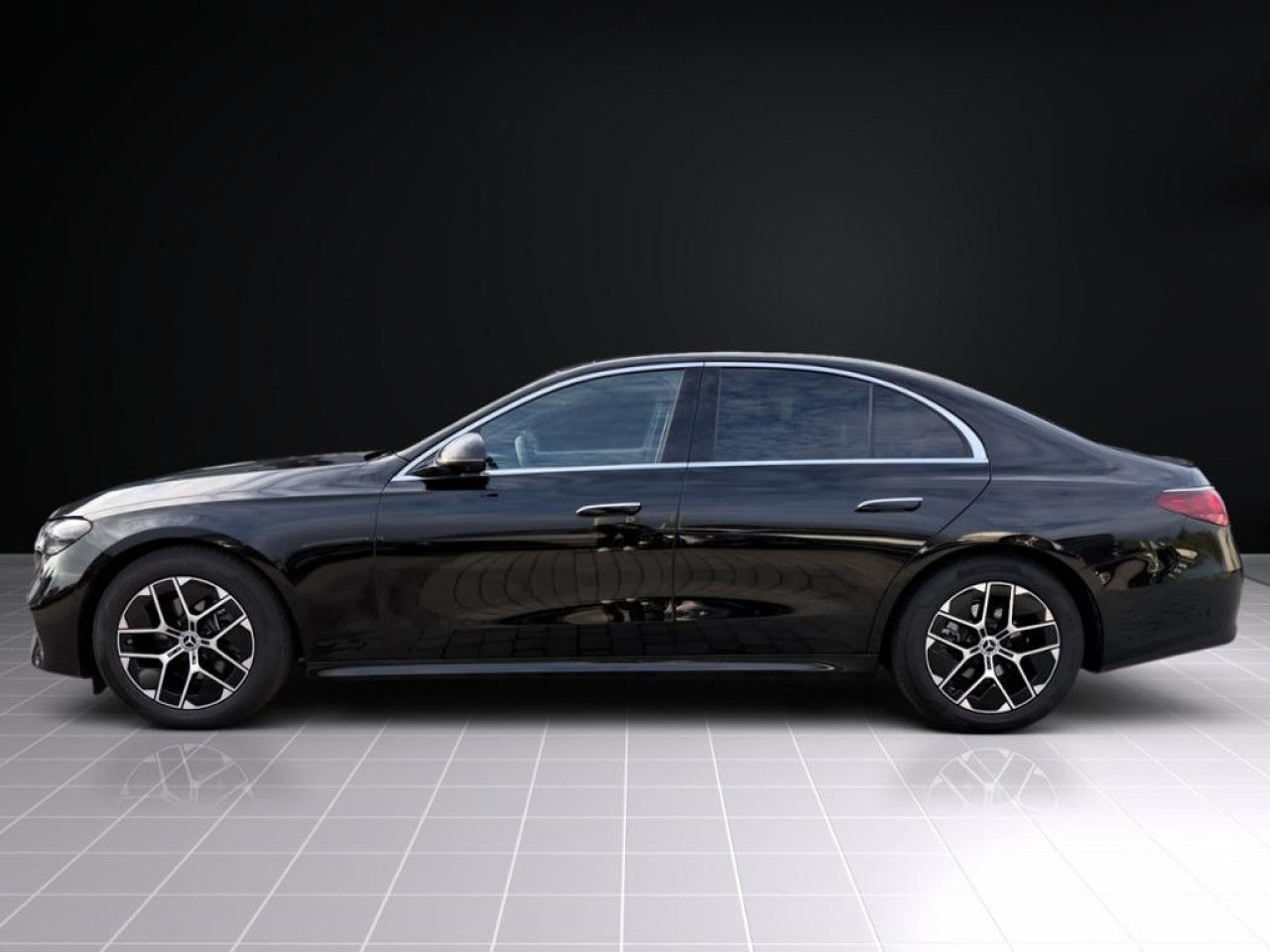 Mercedes-Benz E-Klasse – Bild 8