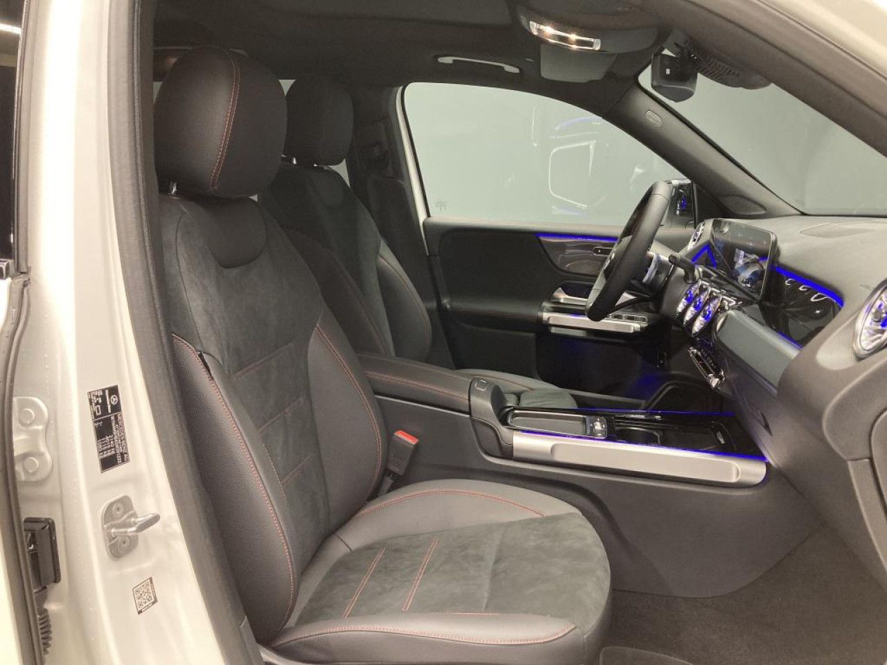 Mercedes-Benz GLB – Bild 16