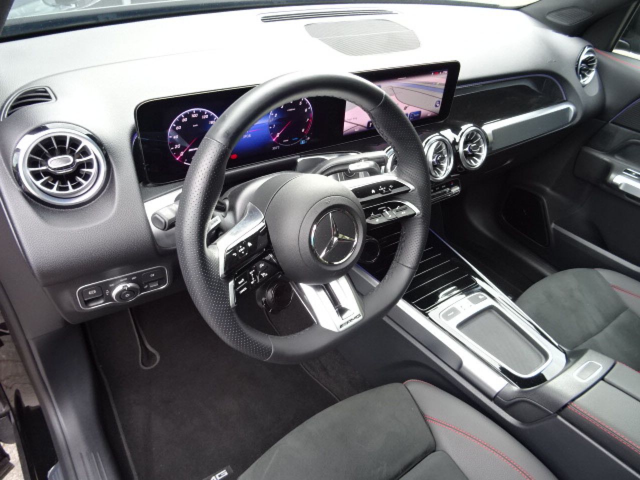 Mercedes-Benz GLB – Bild 12