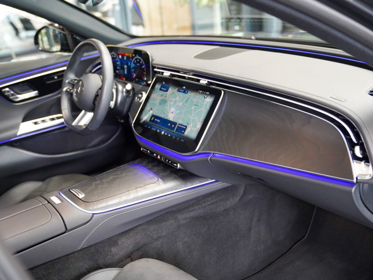Mercedes-Benz E-Klasse – Bild 13