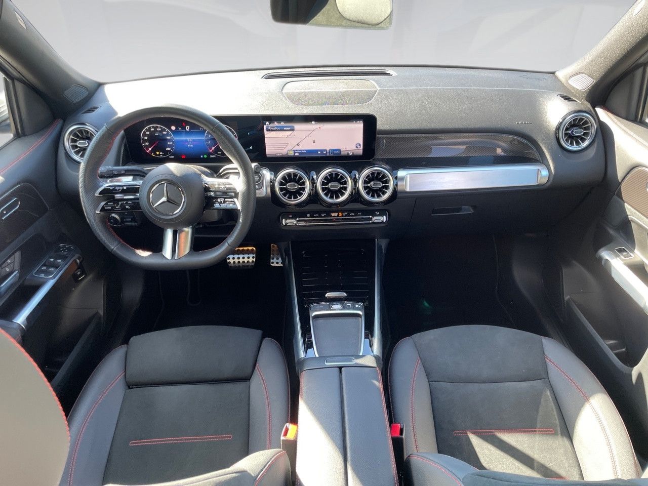 Mercedes-Benz GLB – Bild 11