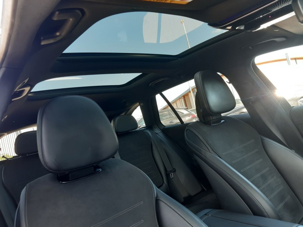 Photo du v&eacute;hicule 13 / 18