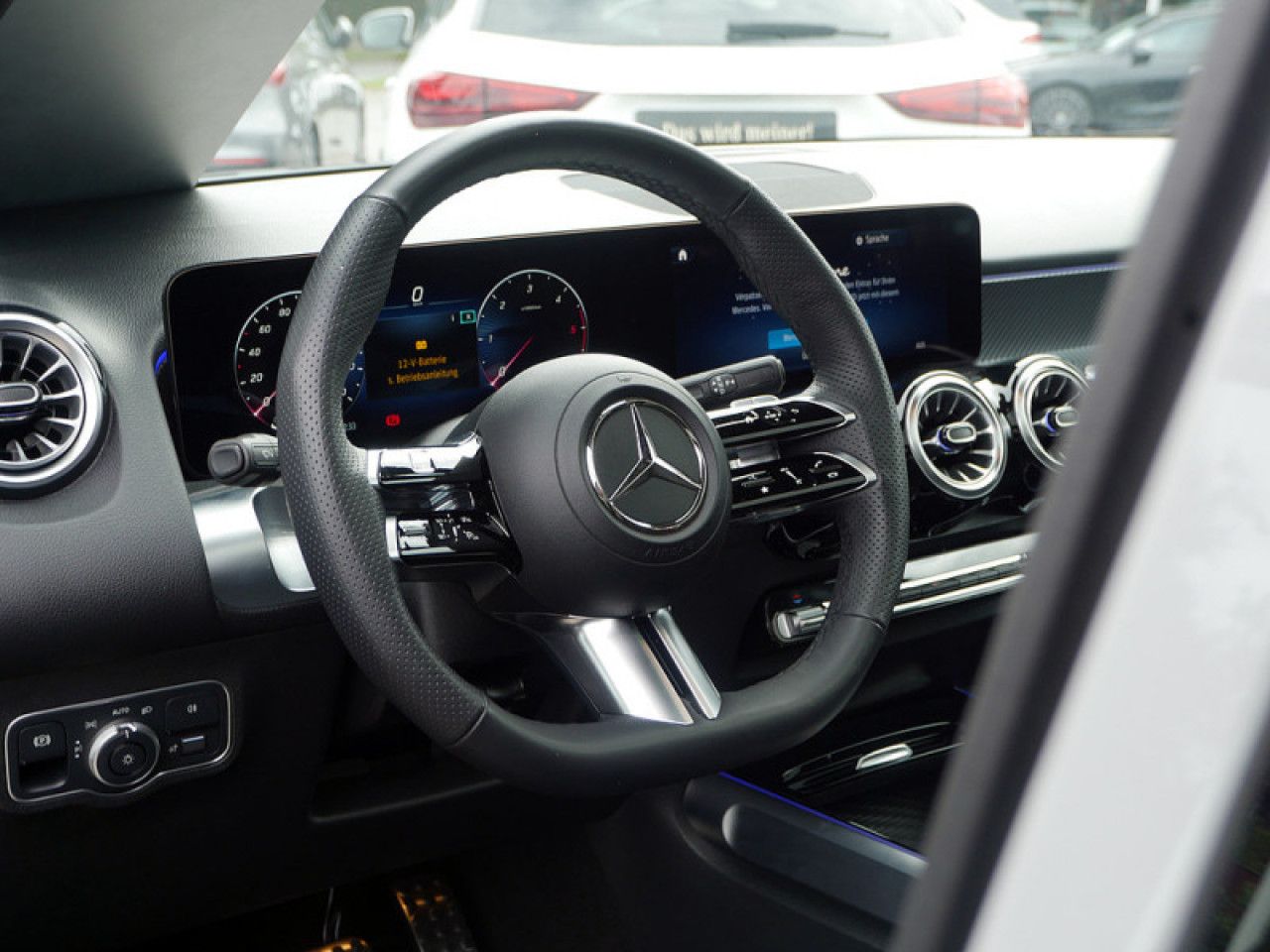 Mercedes-Benz GLB – Bild 13