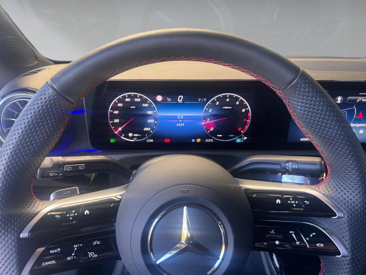 Mercedes-Benz A-Klasse – Bild 12