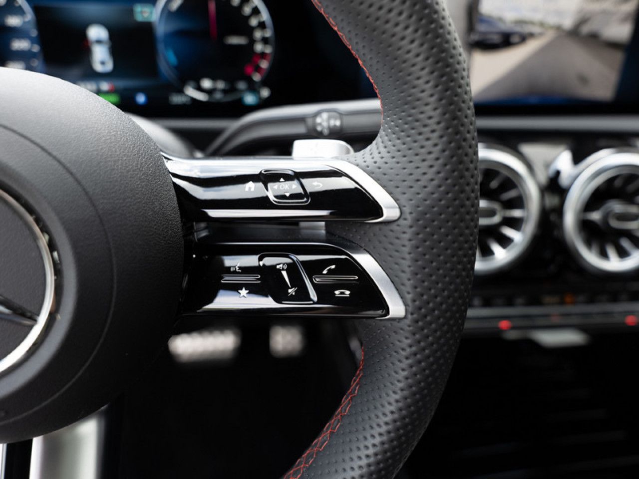 Mercedes-Benz CLA – Bild 15