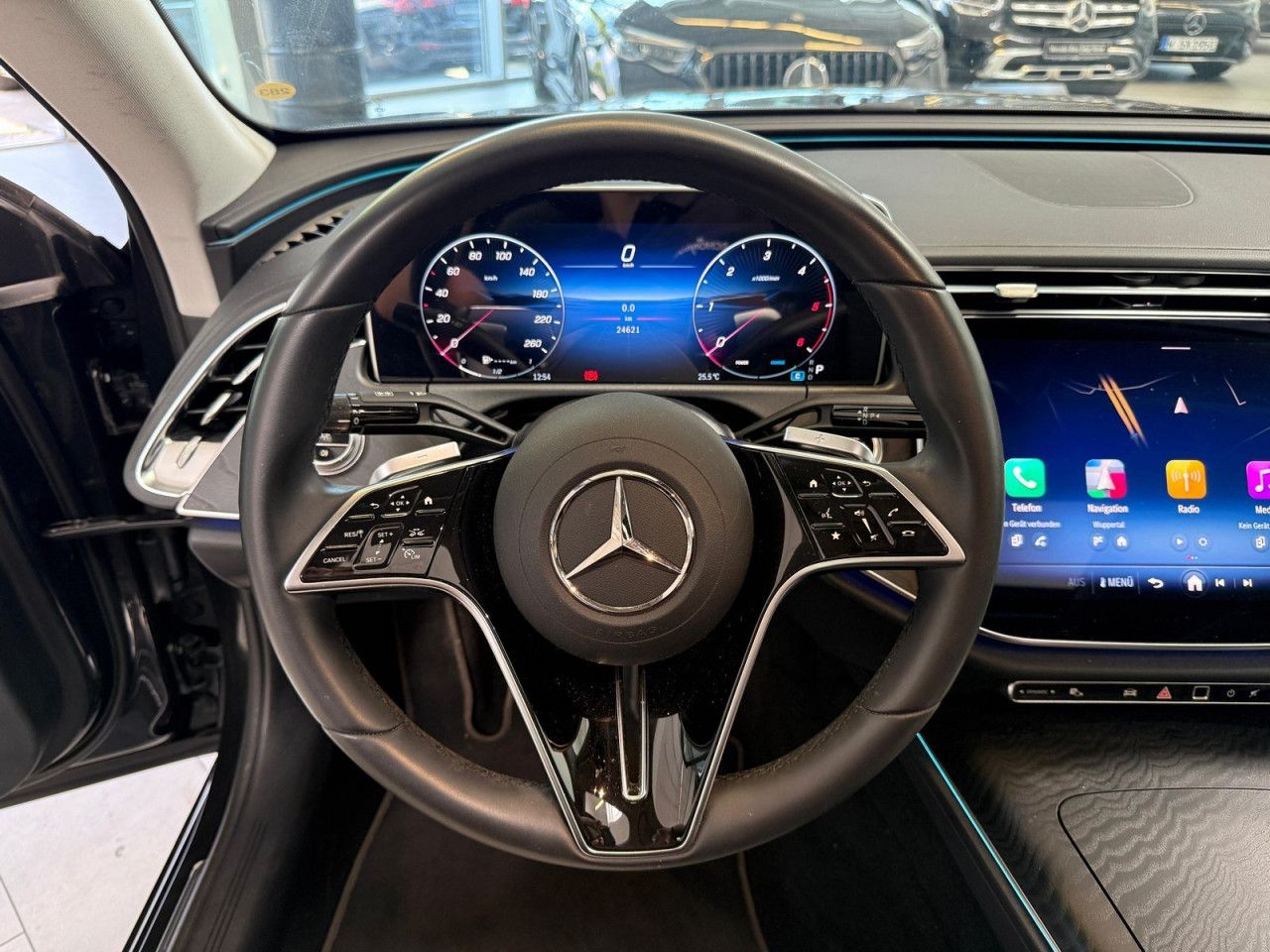 Mercedes-Benz E-Klasse – Bild 12