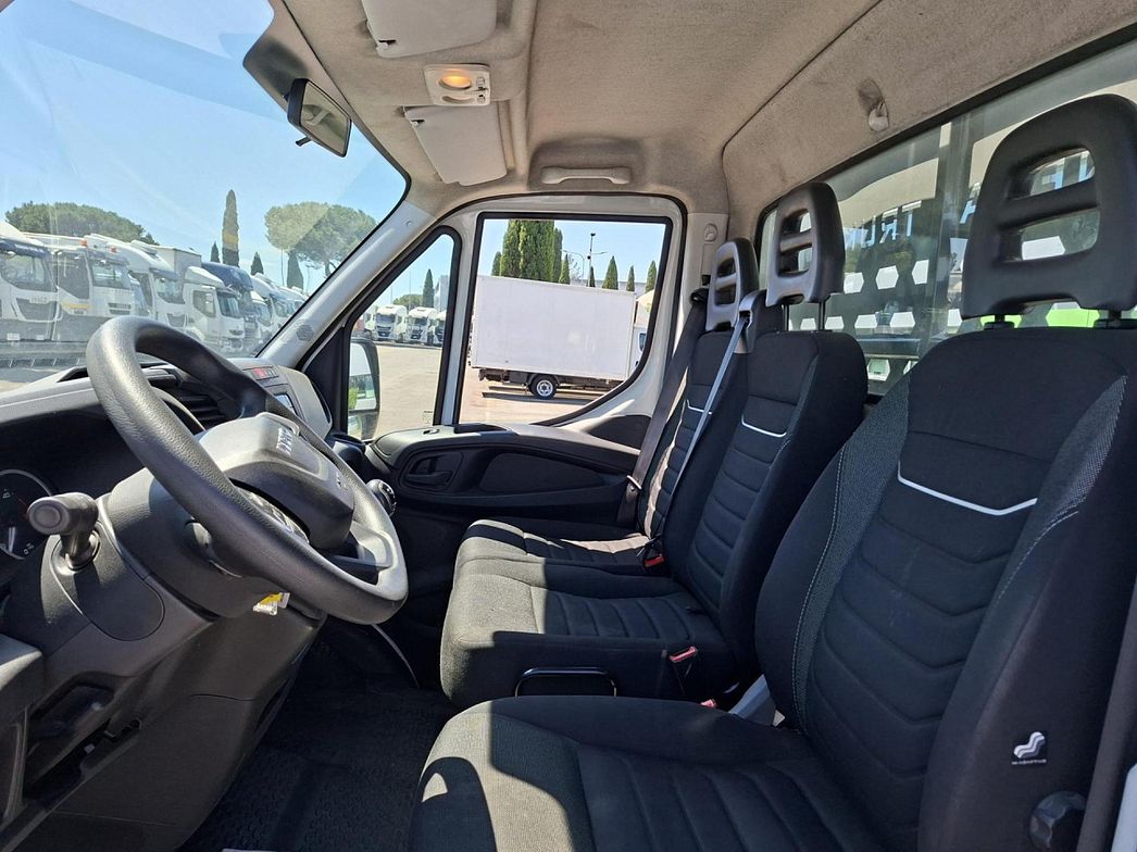 IVECO | 35C14 CABINATO