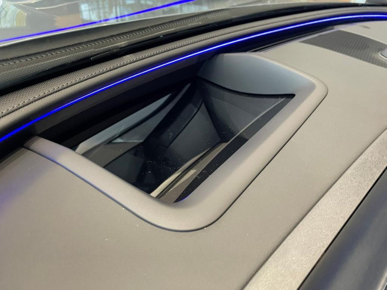 Mercedes-Benz E-Klasse – Bild 16