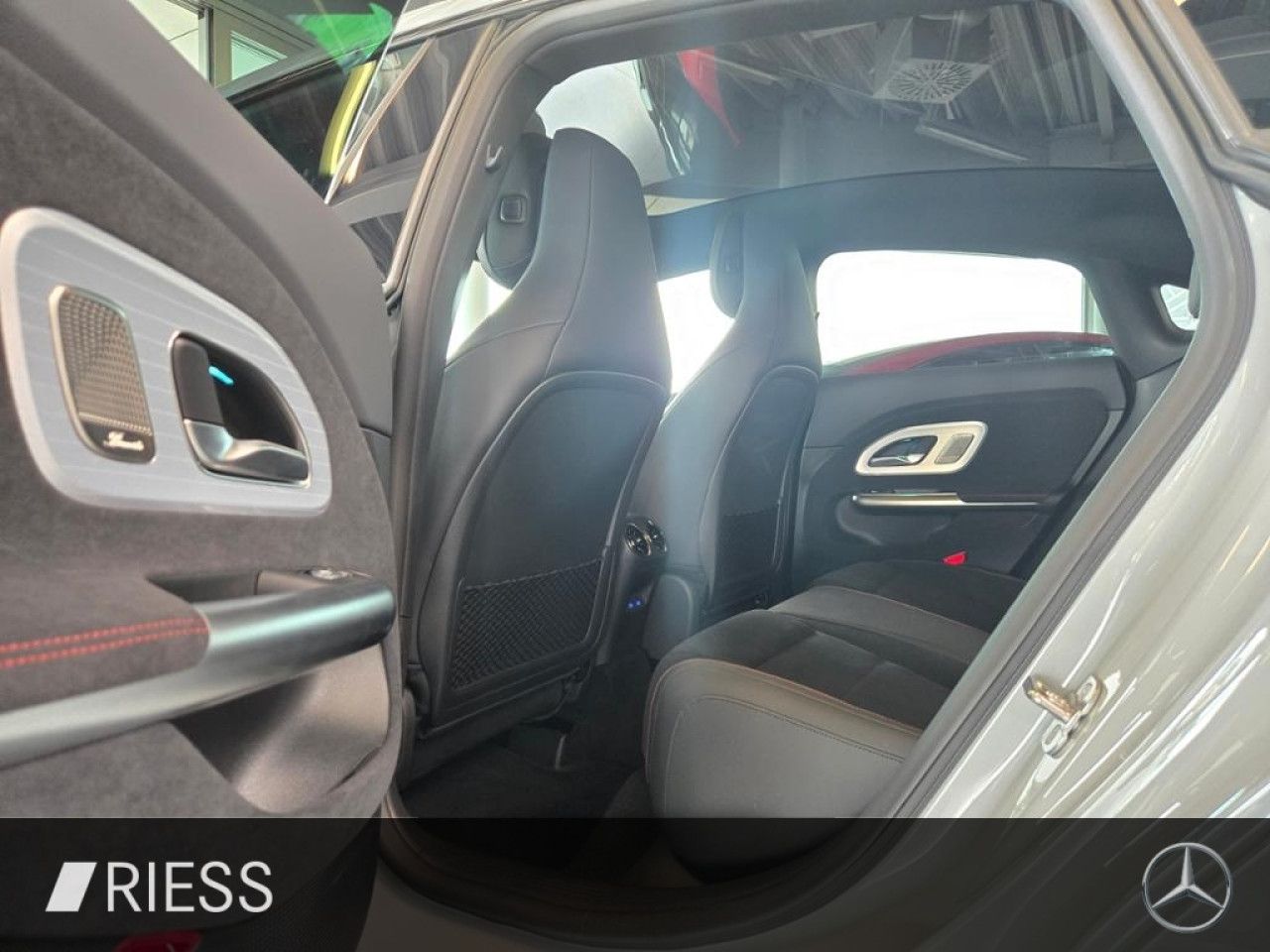Mercedes-Benz CLA – Bild 3