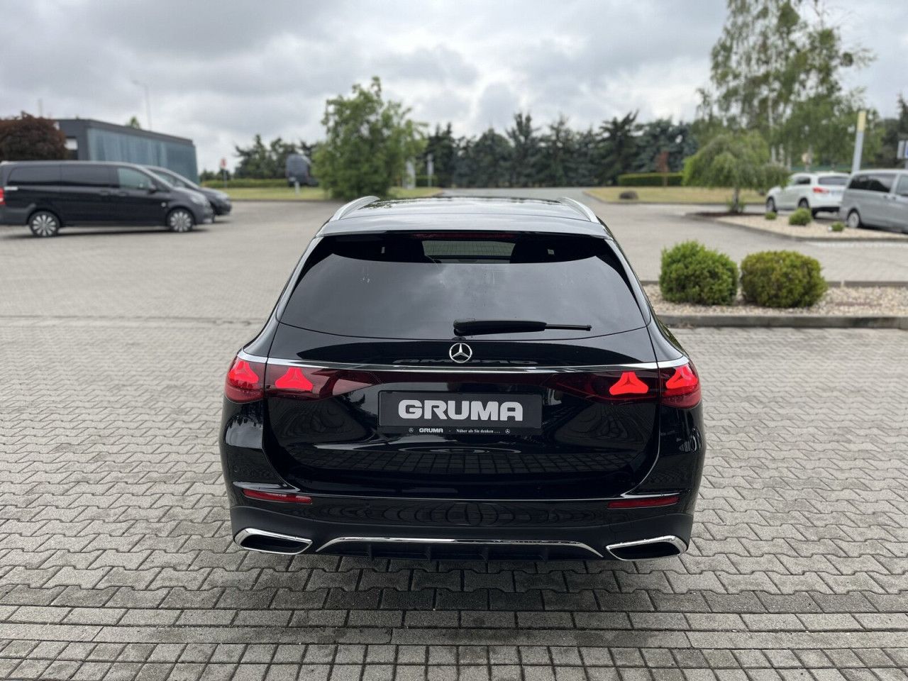 Mercedes-Benz E-Klasse – Bild 6