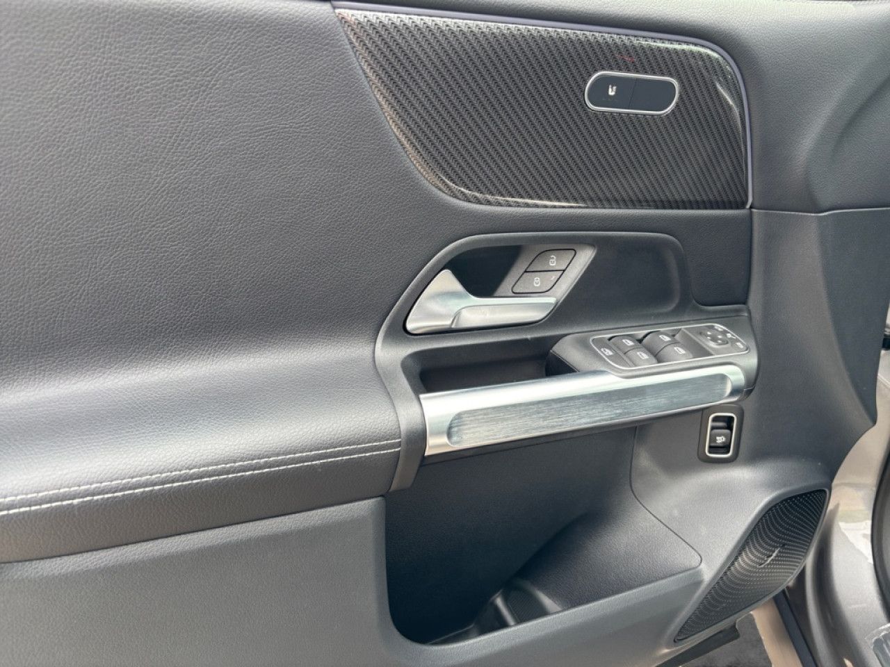 Mercedes-Benz GLB – Bild 9