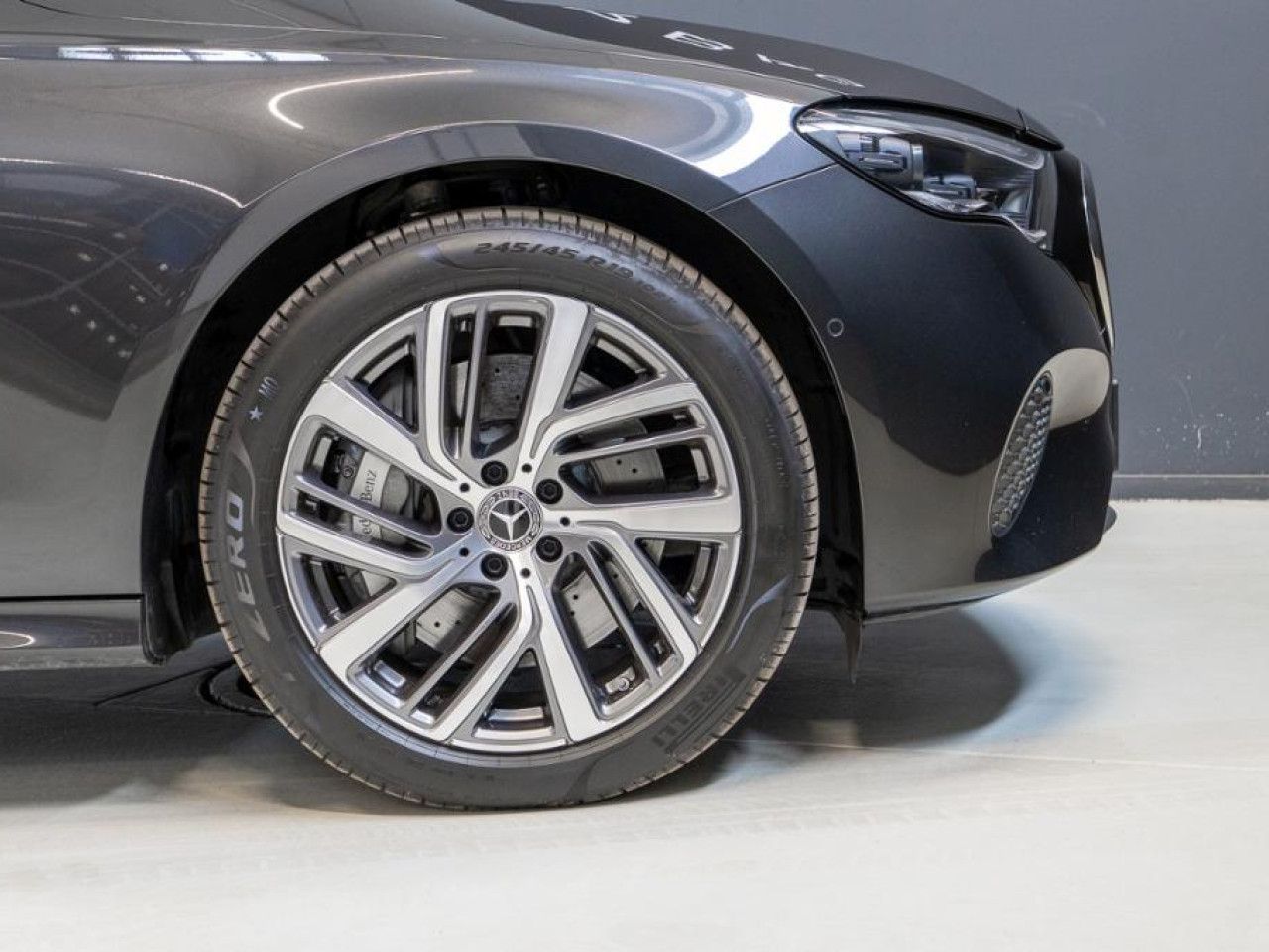 Mercedes-Benz E-Klasse – Bild 5