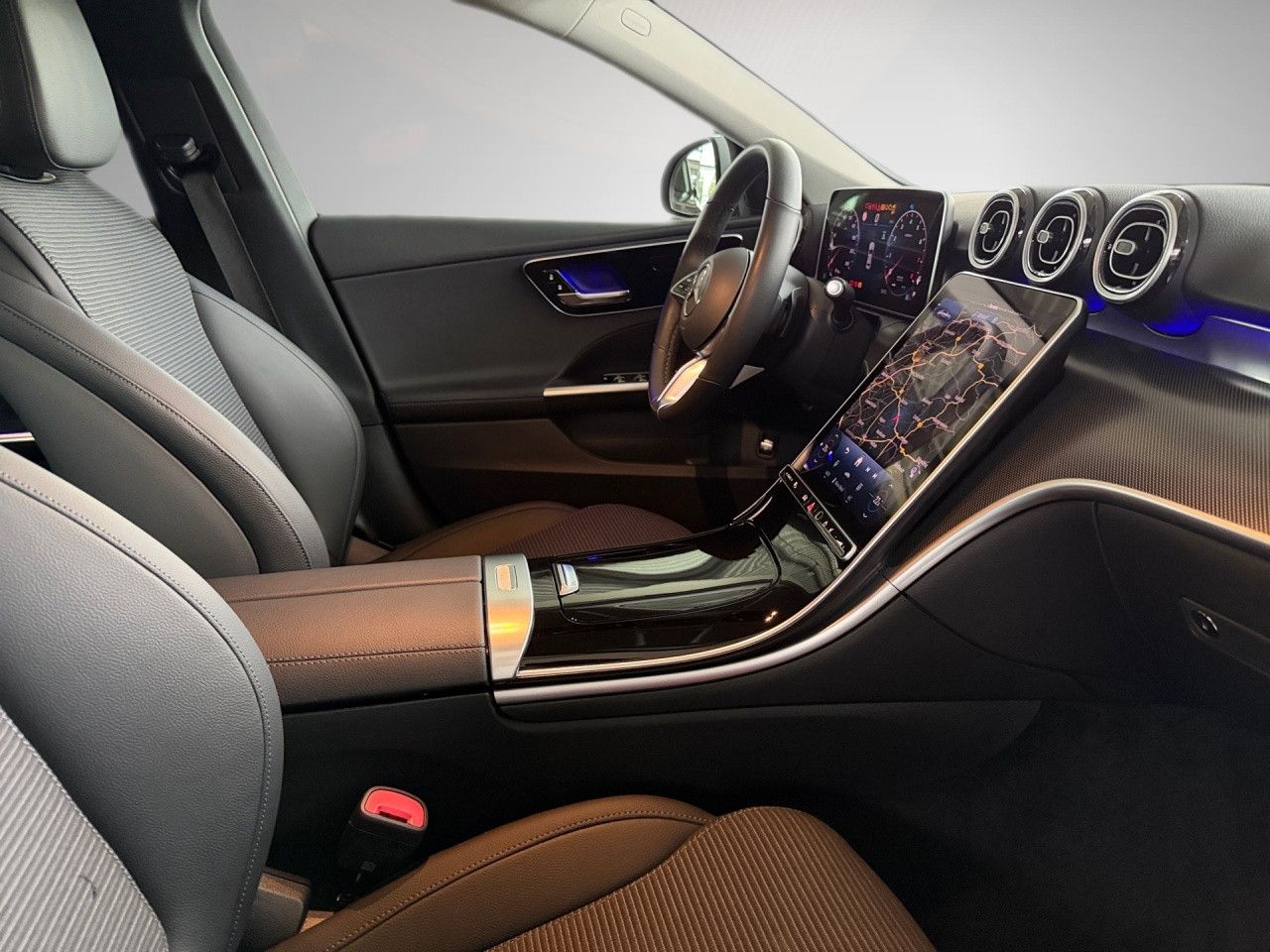 Mercedes-Benz C-Klasse – Bild 24