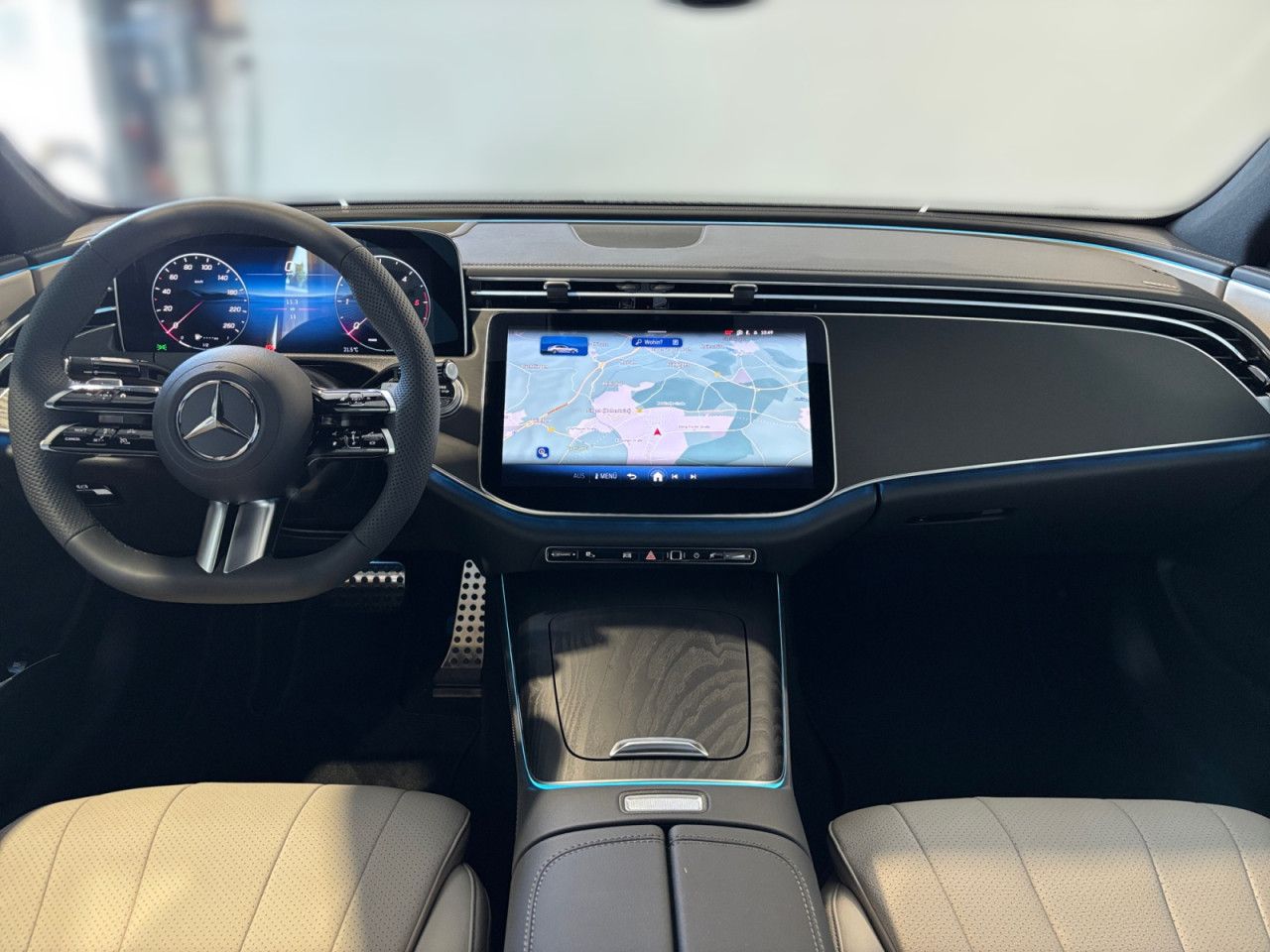 Mercedes-Benz E-Klasse – Bild 10