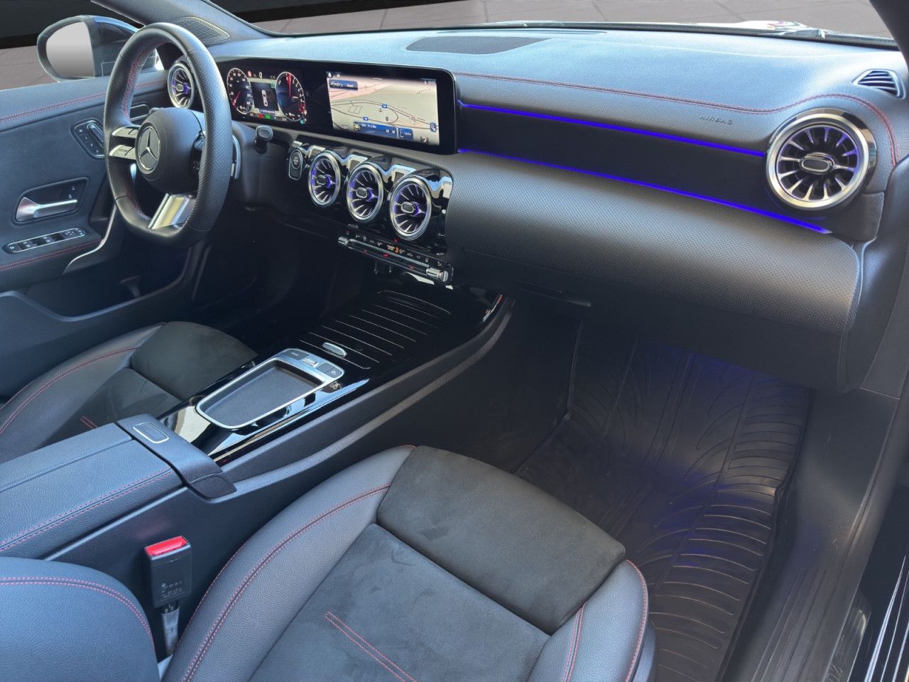 Fahrzeugbild 25 / 28