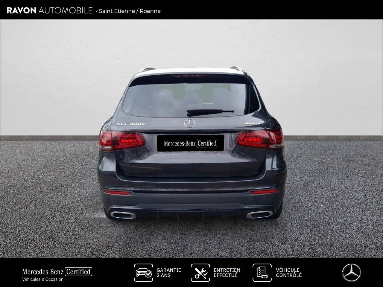 Photo du v&eacute;hicule 16 / 18