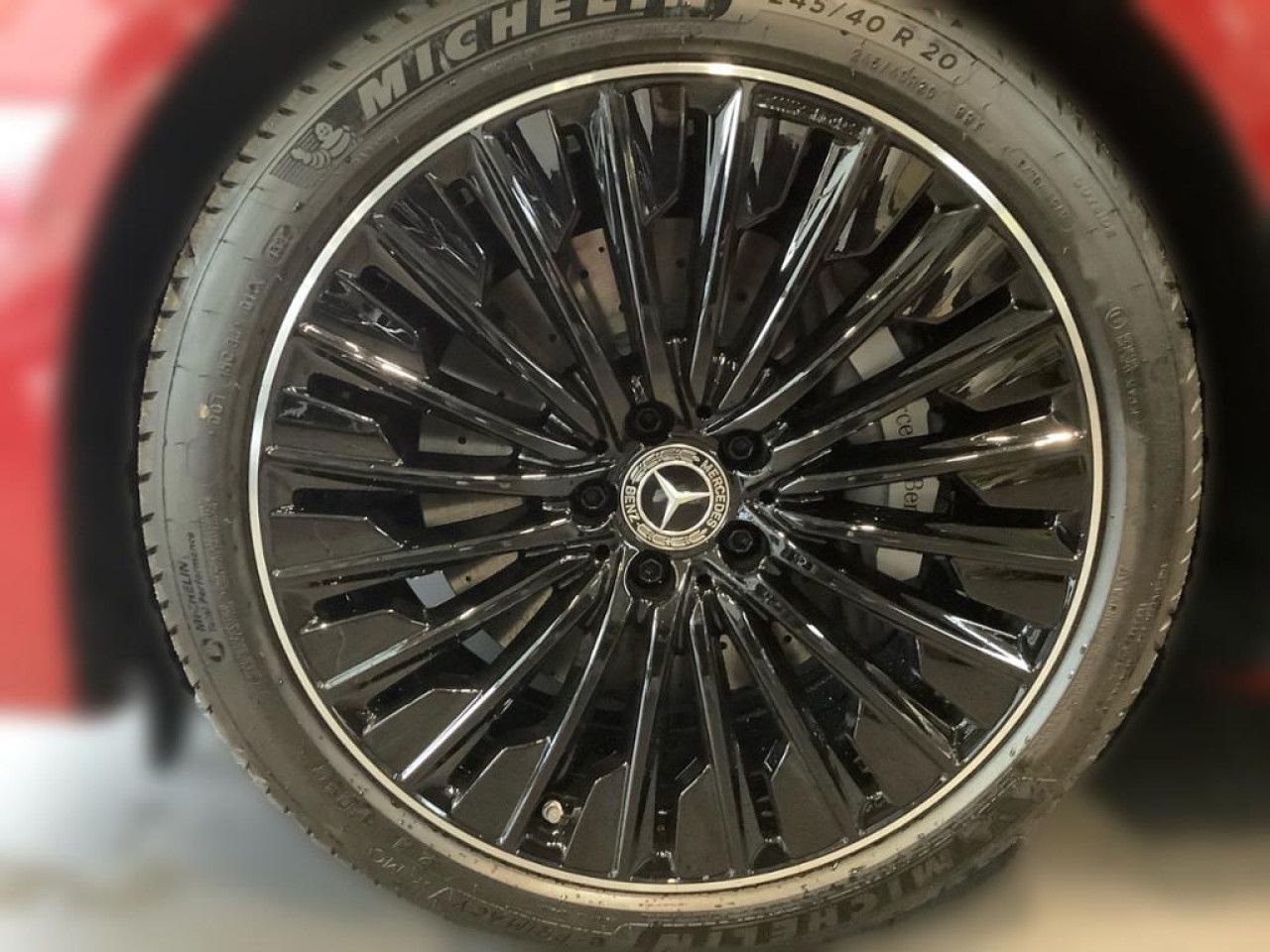 Mercedes-Benz E-Klasse – Bild 3