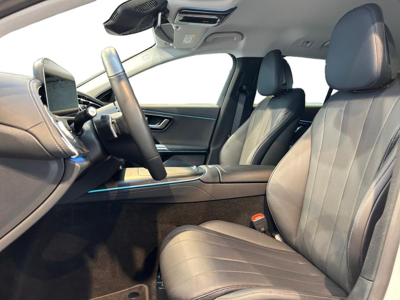 Mercedes-Benz E-Klasse – Bild 8