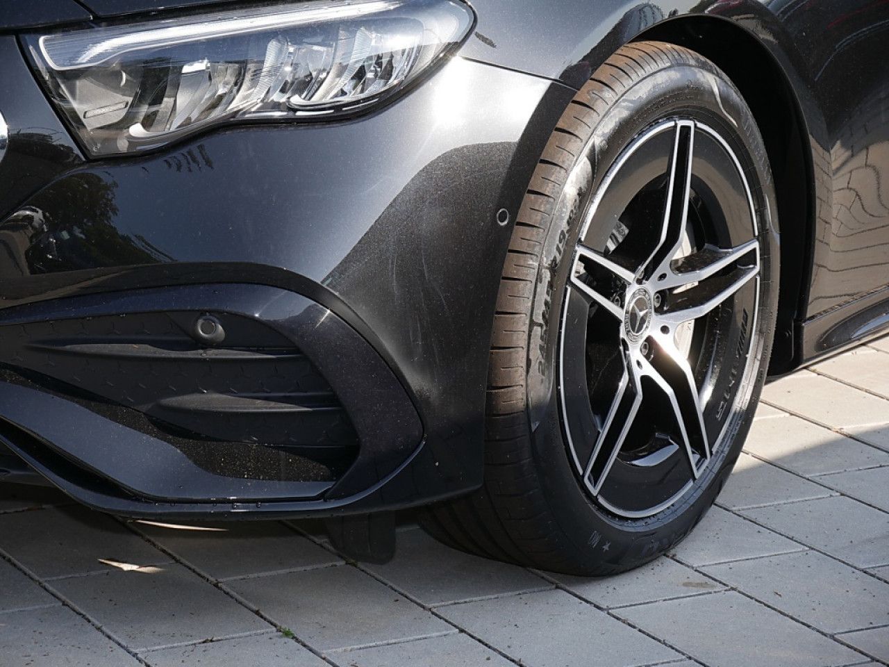 Mercedes-Benz E-Klasse – Bild 4