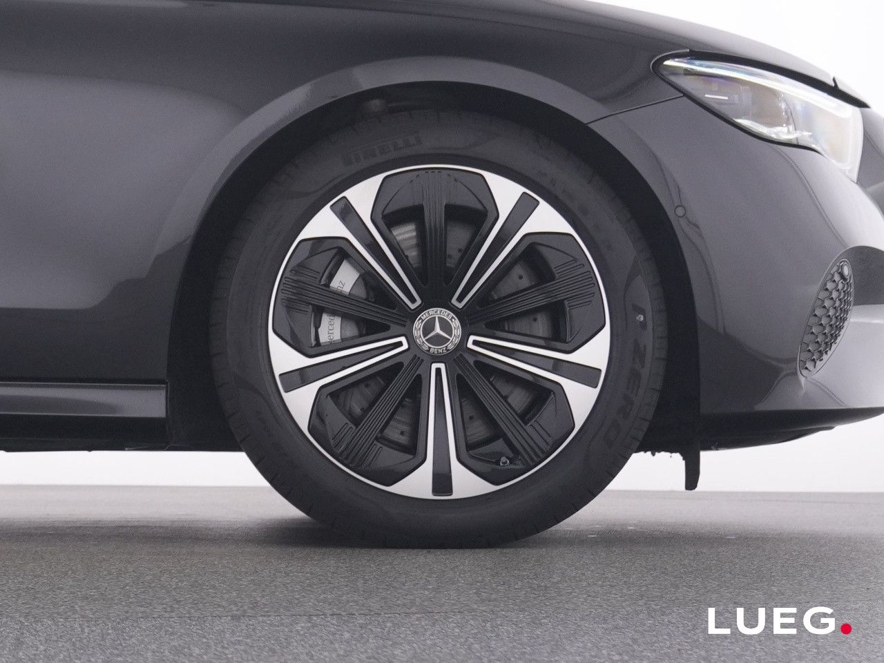 Mercedes-Benz E-Klasse – Bild 21