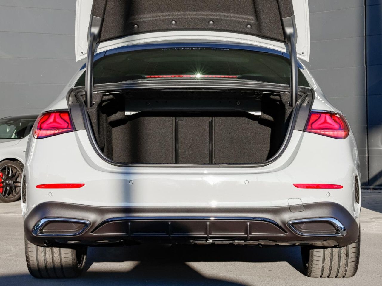 Mercedes-Benz E-Klasse – Bild 6