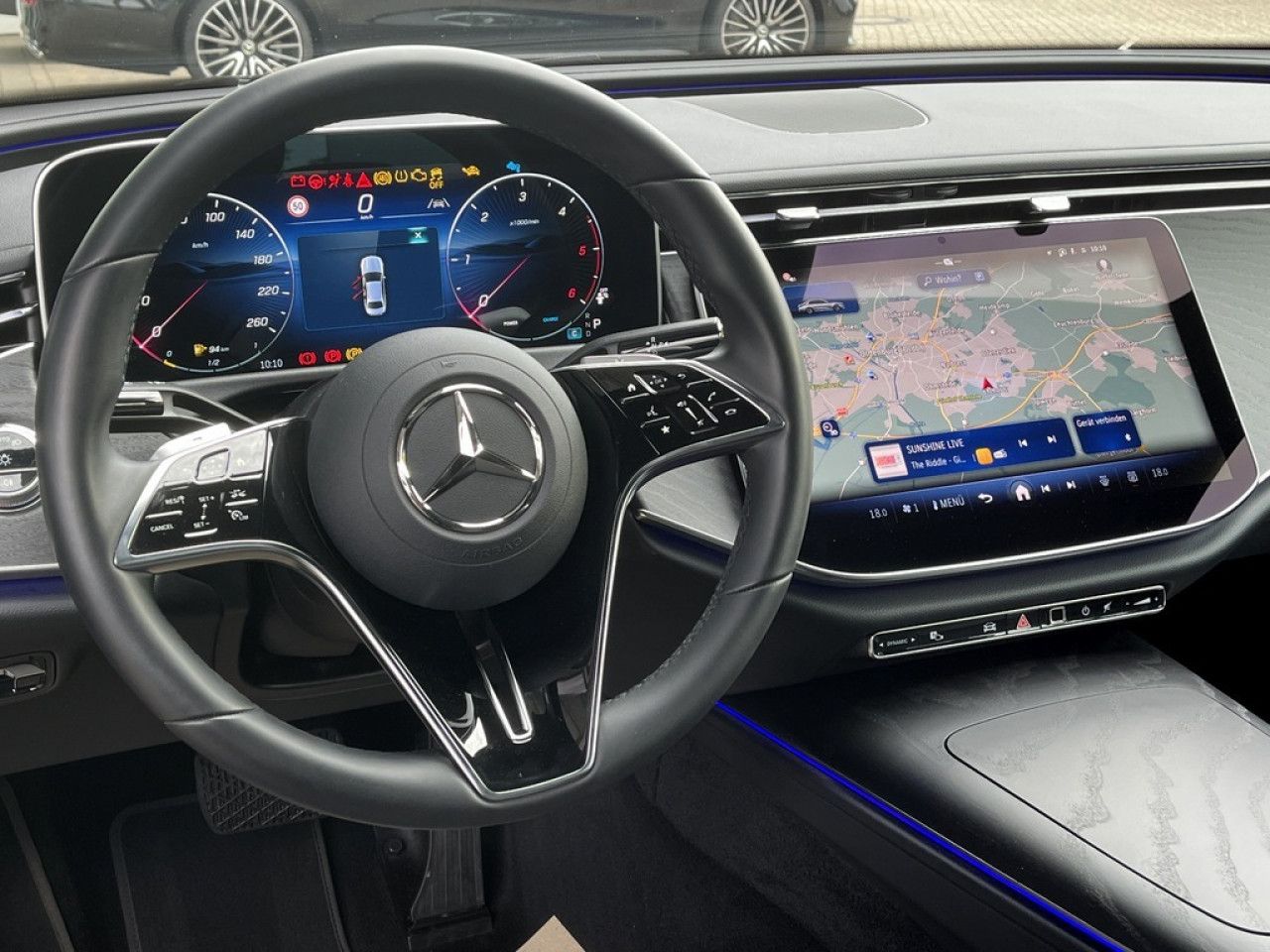 Mercedes-Benz E-Klasse – Bild 12