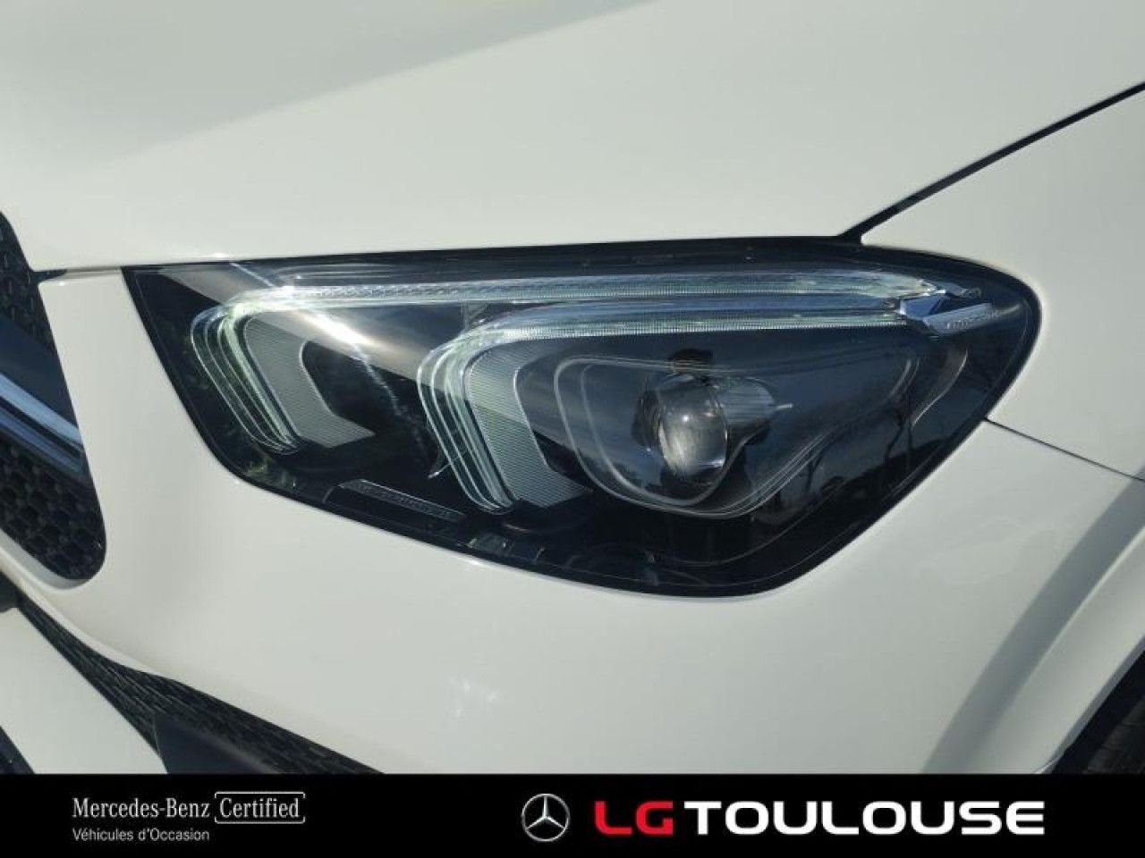 Photo du v&eacute;hicule 16 / 18