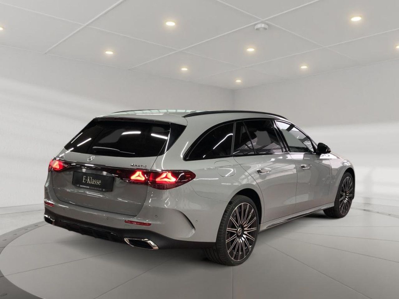 Mercedes-Benz E-Klasse – Bild 2