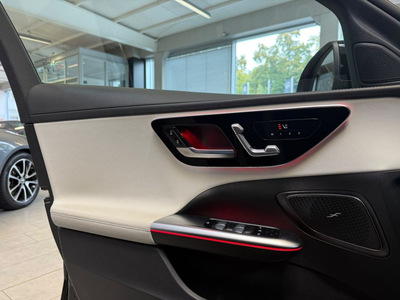 Mercedes-Benz C-Klasse – Bild 16