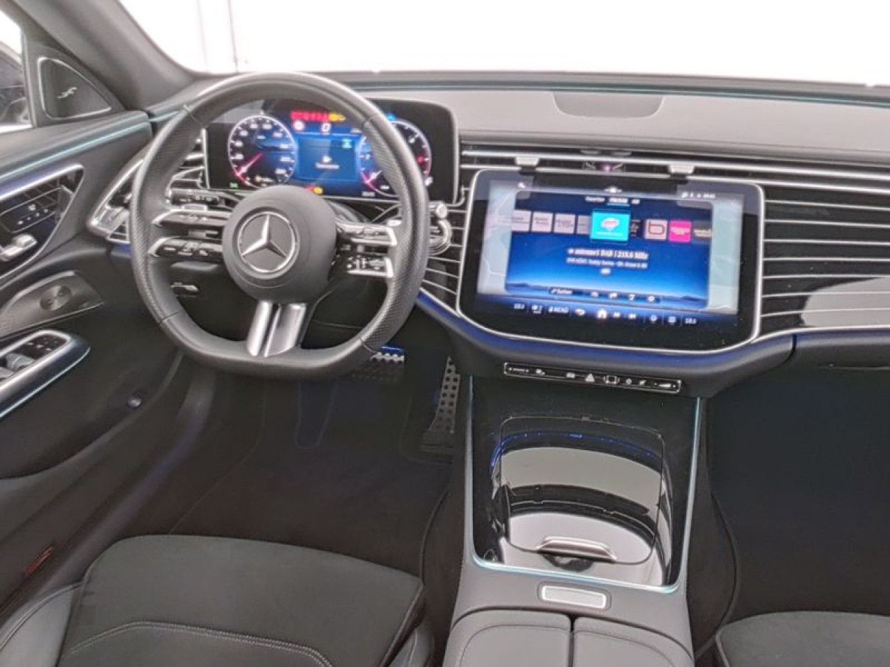 Mercedes-Benz E-Klasse – Bild 7