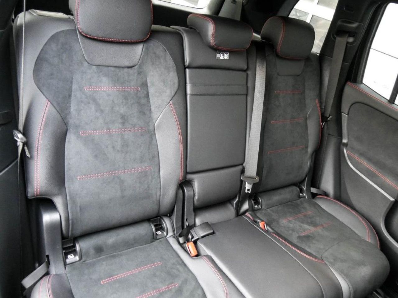 Mercedes-Benz GLB – Bild 4