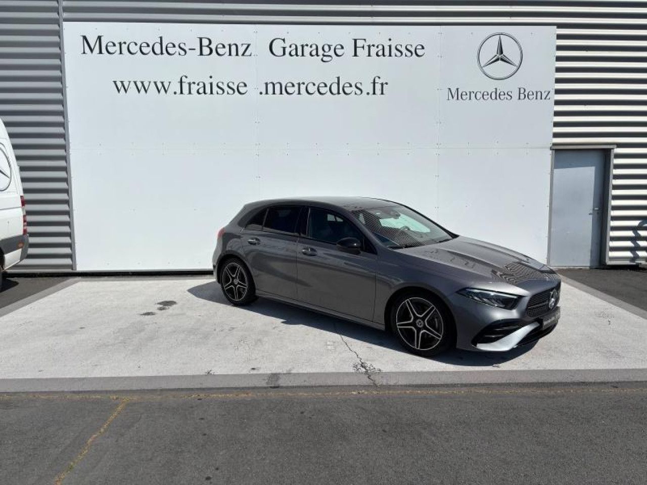 Photo du véhicule 2 / 17