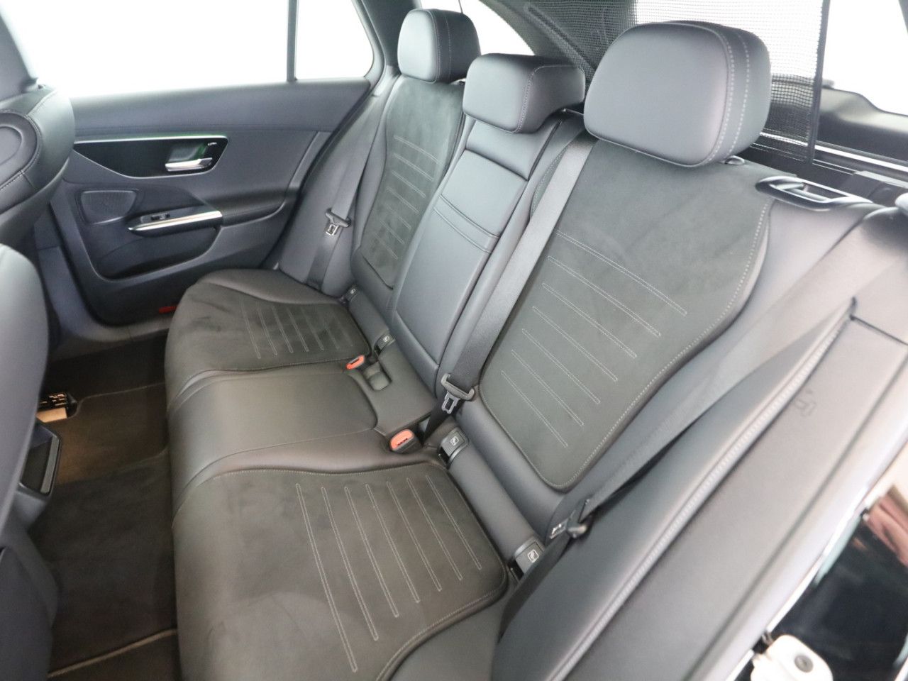 Mercedes-Benz C-Klasse – Bild 12