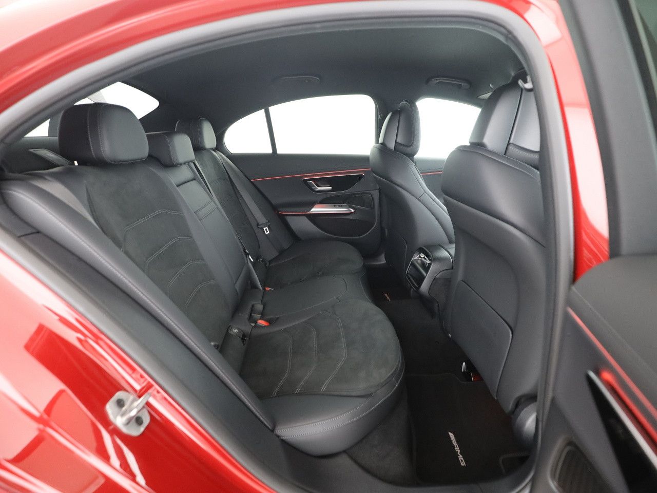 Mercedes-Benz E-Klasse – Bild 17