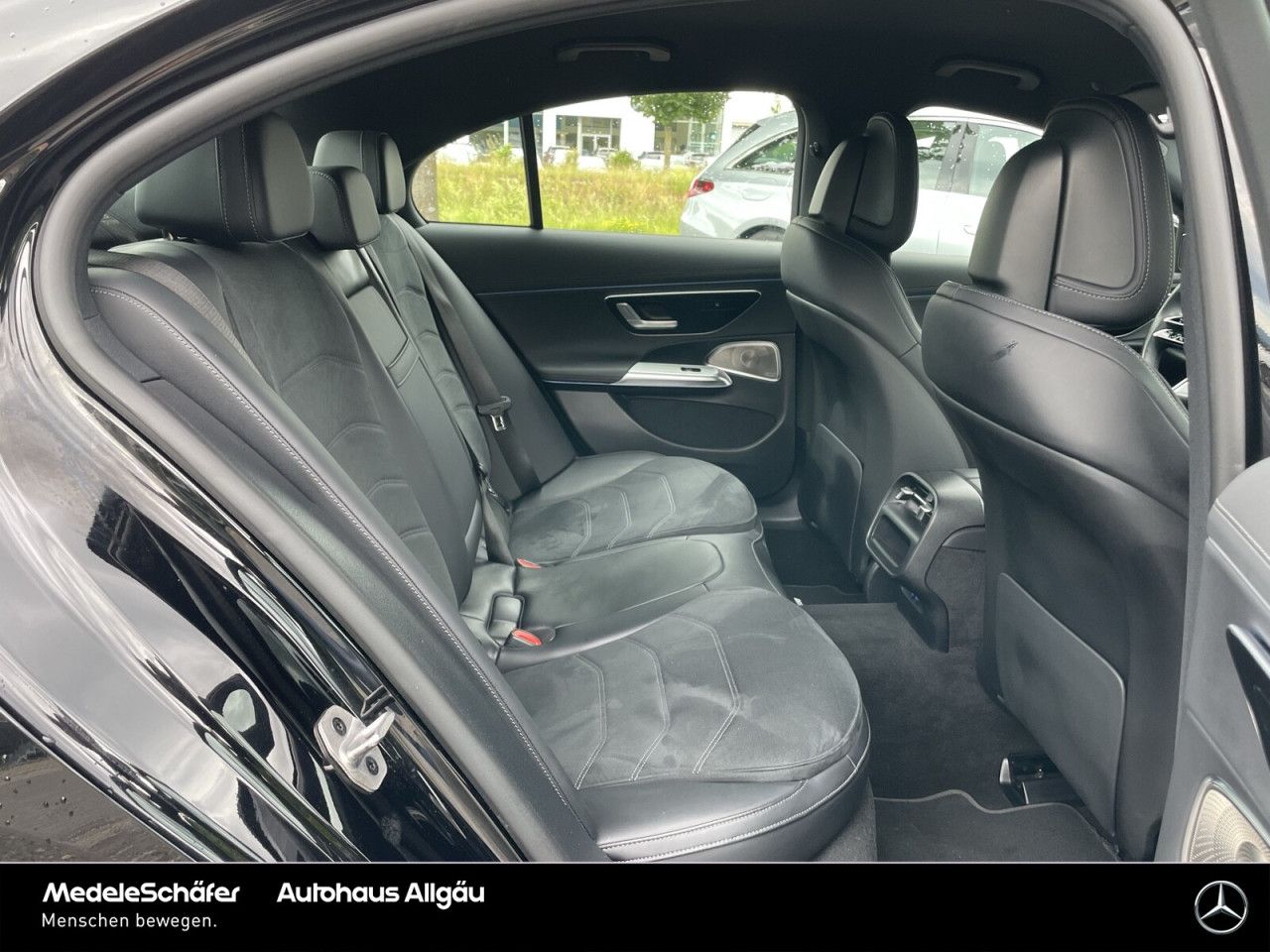 Mercedes-Benz E-Klasse – Bild 10