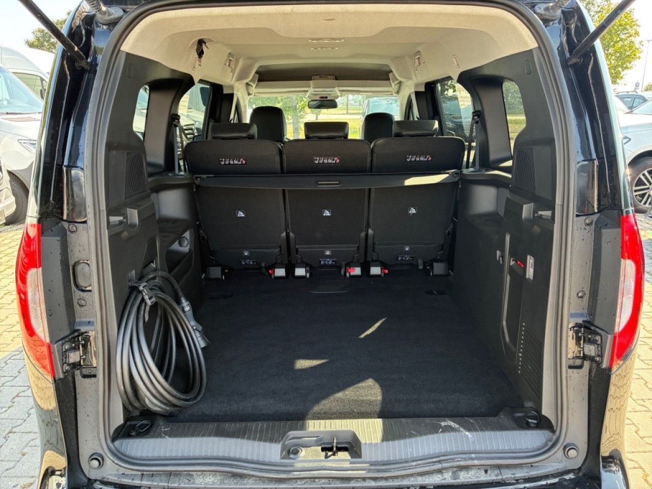 Mercedes-Benz EQT – Bild 17