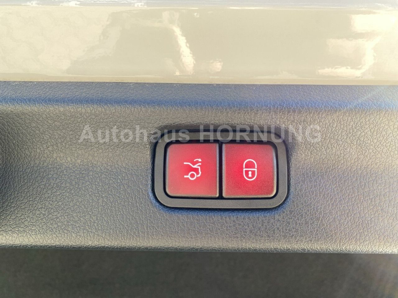 Mercedes-Benz EQE – Bild 9