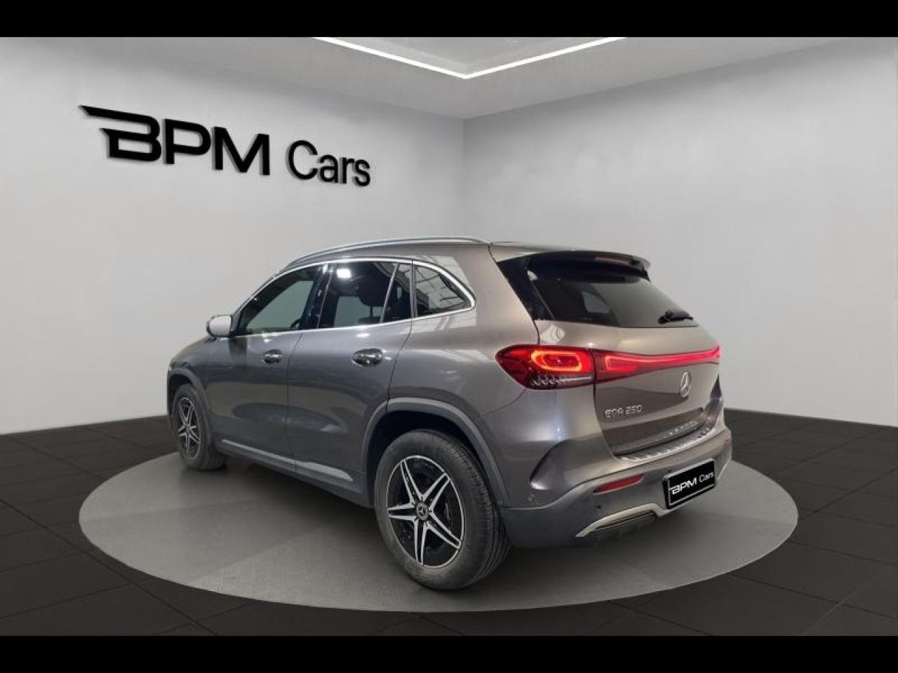 Photo du v&eacute;hicule 4 / 18