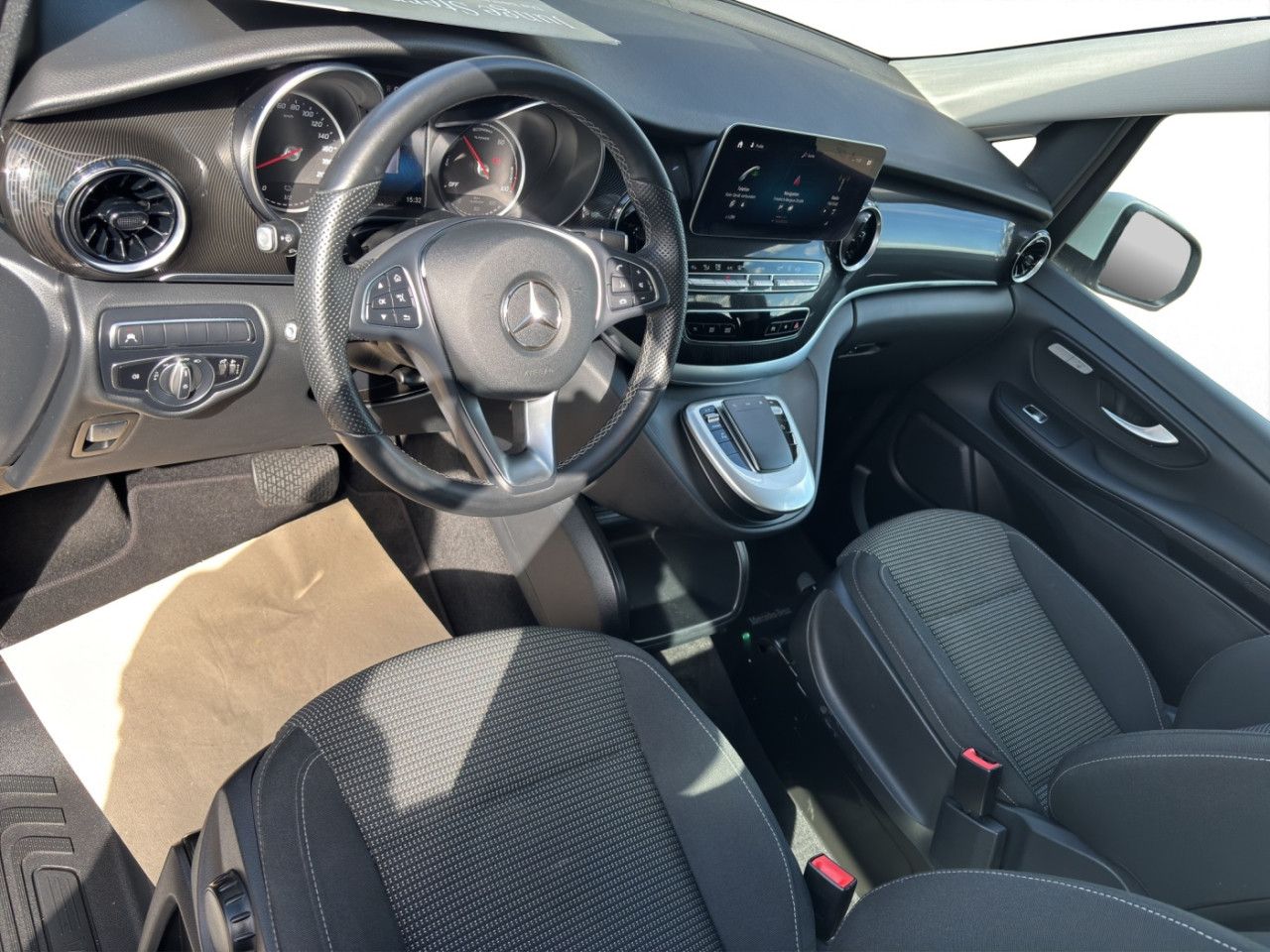 Mercedes-Benz EQV – Bild 9